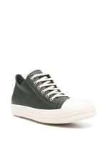 Low top leather sneakers