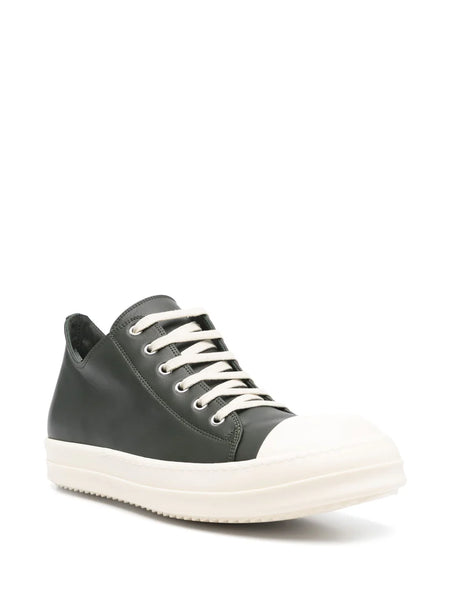 Low top leather sneakers